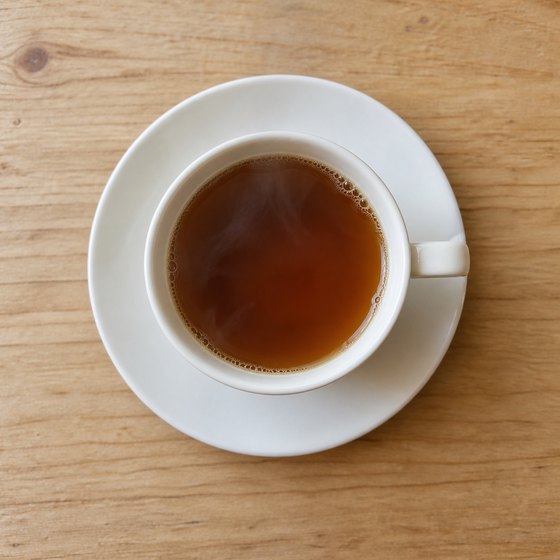 浅煎りのドリップコーヒー。琥珀色で澄んだ色合い