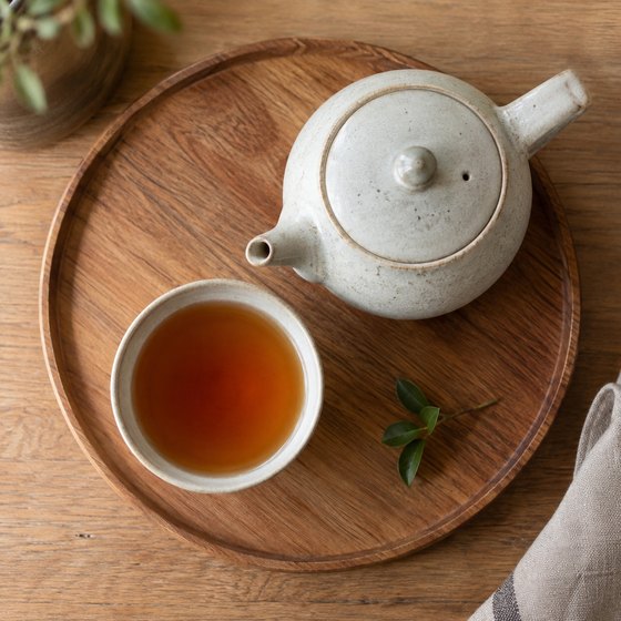 急須と湯呑みでお出しする和紅茶
